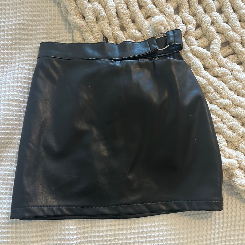 H&M Black Pencil Mini Skirt for Work
